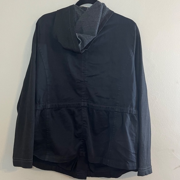 Torrid Jacket Women 14 Black Neutral Active Preppy Yoga Minimalist Sporty Hoodie - Picture 7 of 15